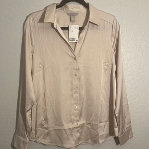 H&M button down satin shirt